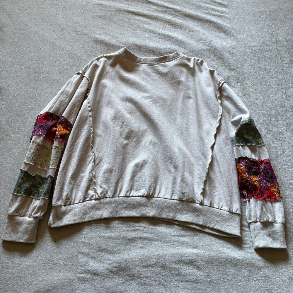 Easel Floral Patchwork Sleeve Pullover Sweatshirt Beige XL
